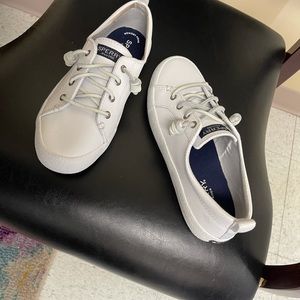 Women sperry slip on sneakers